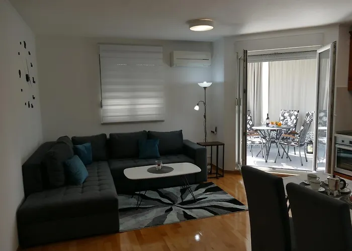 Seafront City Apartment Ana Trogir